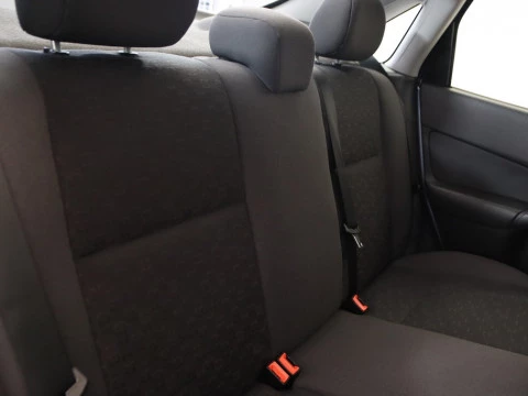 Ford FOCUS sedan 1.6 GHIA 4P