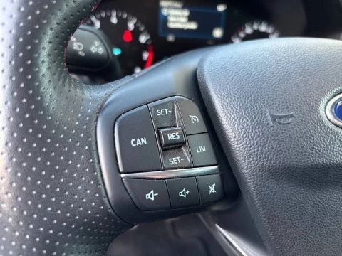 Ford Focus 1.0 Ecoboost MHEV 92kW ST-Line