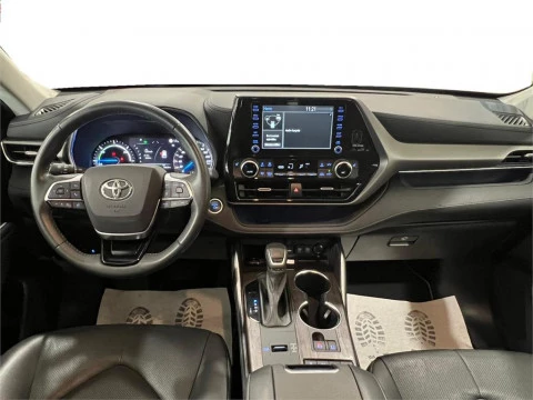Toyota Highlander 2.5 Advance P. Esp. Techo Panorámico