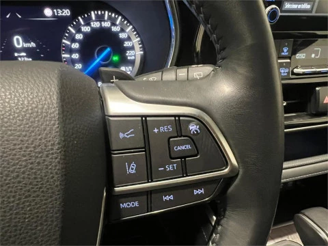 Toyota Highlander 2.5 Advance P. Esp. Techo Panorámico