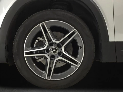 Mercedes-Benz GLB 200 d