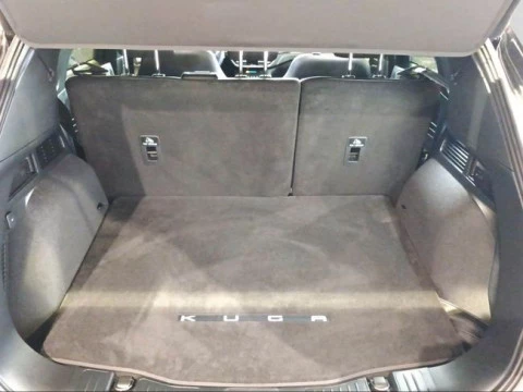 Ford Kuga Vignale 2.5 Duratec FHEV 140kW Auto