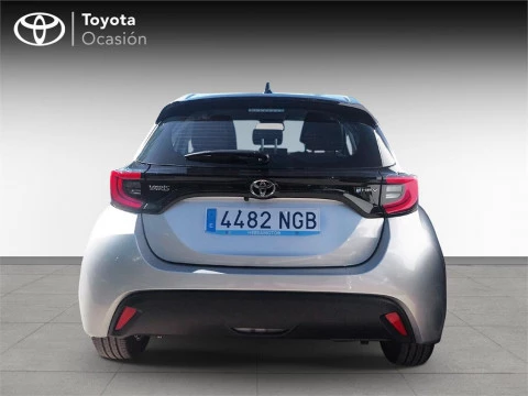 Toyota Yaris ACTIVE PLUS