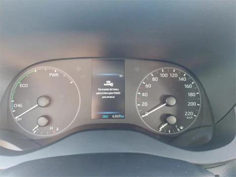 Toyota Yaris ACTIVE PLUS