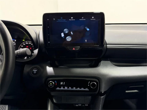 Toyota Yaris ACTIVE PLUS