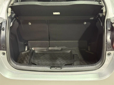 Toyota Yaris ACTIVE PLUS