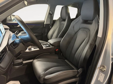 EBRO S400 1.5 DHE HEV Excellence CVT