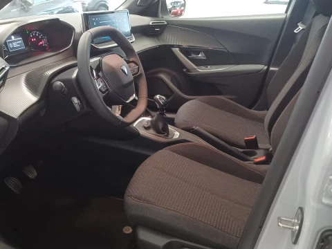 Peugeot 2008 Style Gasolina 100 S&S 6 Vel. MAN