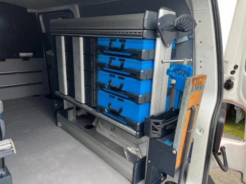 Volkswagen Transporter FURGON TALLER LARGO 150CV