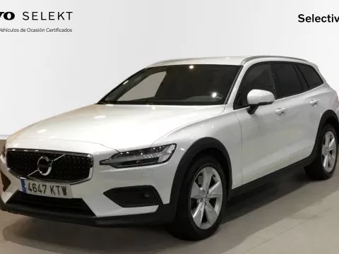 Volvo V60 Cross Country D4 AWD AUTO. Volvo V60 Cross Country D4 AWD AUTO.
