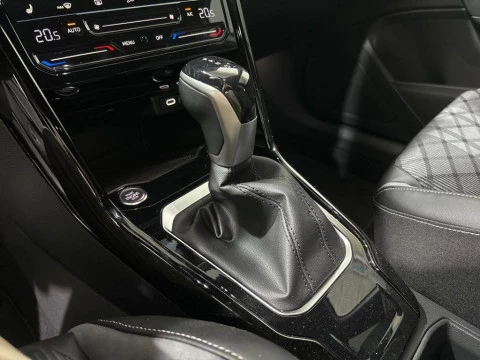 Volkswagen T-Roc R-Line 2.0 TDI 110 kW (150 CV) DSG