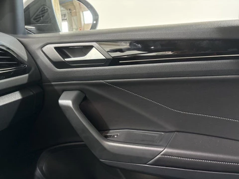 Volkswagen T-Roc R-Line 2.0 TDI 110 kW (150 CV) DSG