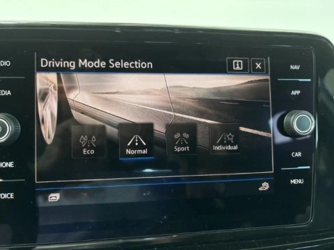 Volkswagen T-Roc R-Line 2.0 TDI 110 kW (150 CV) DSG