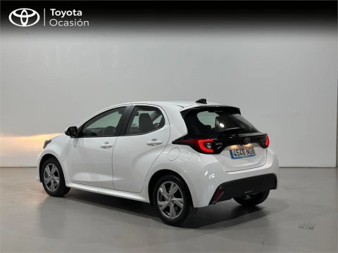 Toyota Yaris ACTIVE PLUS