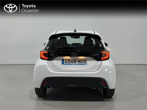 Toyota Yaris ACTIVE PLUS