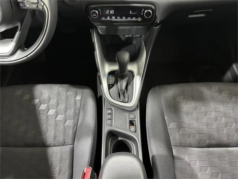 Toyota Yaris ACTIVE PLUS