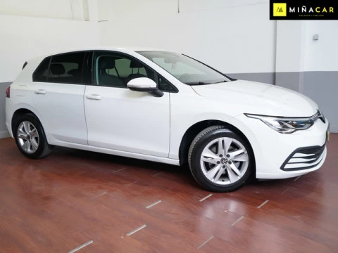 Volkswagen Golf Life 1.0 eTSI 81 kW (110 CV) DSG