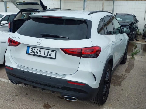Mercedes-Benz GLA GLA 200 D