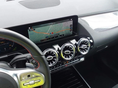 Mercedes-Benz GLA GLA 200 D