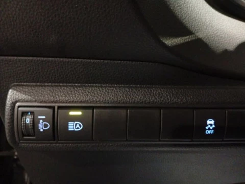 Toyota Corolla 1.8 125H BUSINESS PLUS E-CVT TOU SPORT