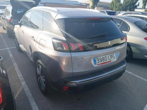 Peugeot 3008 Hybrid 225 e-EAT8 Allure Pack