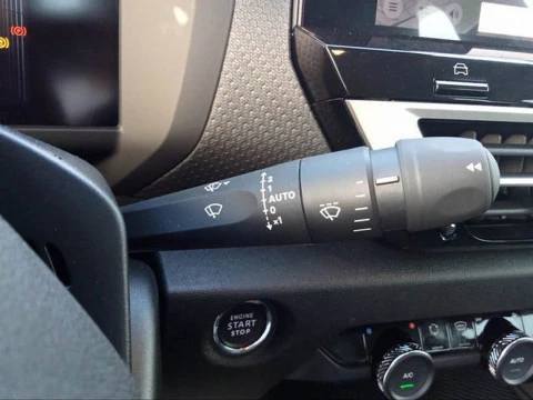 Citroën C4 PureTech 130 S&S Plus 96 kW (131 CV)