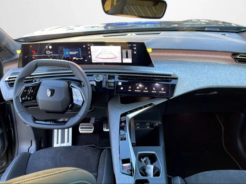 Peugeot e-3008 GT Eléctrico 157kW