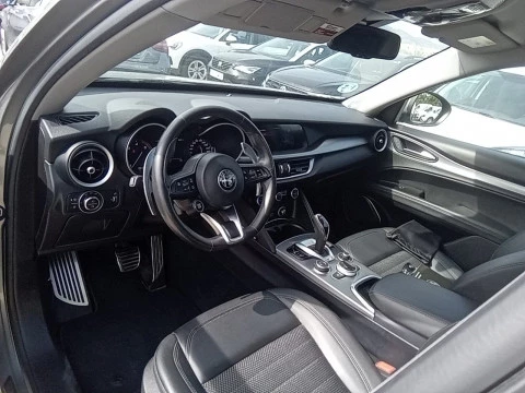 Alfa Romeo Stelvio 2.2 Diésel 140kW (190CV) Sprint+ Q4
