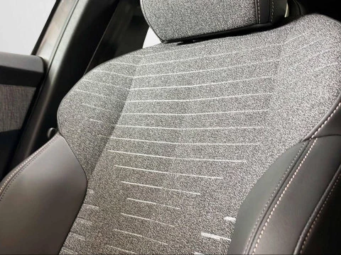 Peugeot 5008 Hybrid 1.2 100KW Allure eDCS6