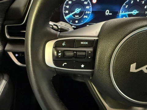 Kia Sportage 1.6 T-GDi MHEV 118kW (160CV) Drive 17