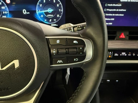 Kia Sportage 1.6 T-GDi MHEV 118kW (160CV) Drive 17