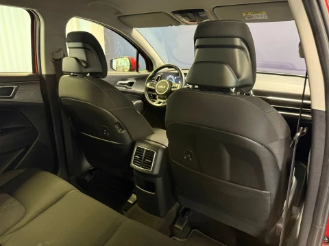 Kia Sportage 1.6 T-GDi MHEV 118kW (160CV) Drive 17