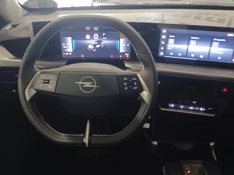 Opel Frontera 1.2T XHT Hybrid eDCT6 107kW GS