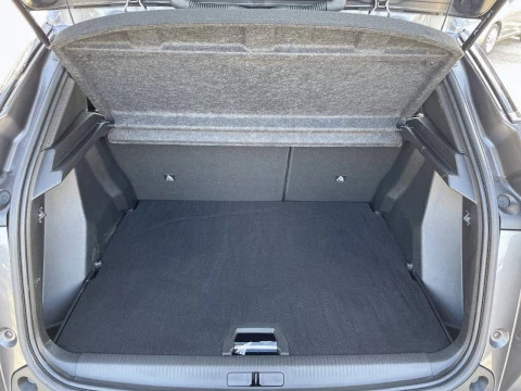 Peugeot 2008 Allure Pack Puretech 130 S&S 6 Vel. MAN