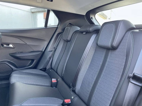 Peugeot 2008 Allure Pack Puretech 130 S&S 6 Vel. MAN