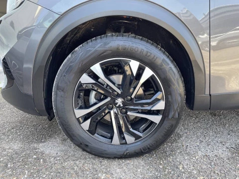 Peugeot 2008 Allure Pack Puretech 130 S&S 6 Vel. MAN
