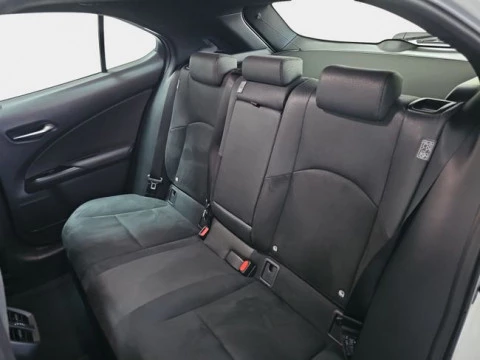Lexus UX 2.0 250h Premium