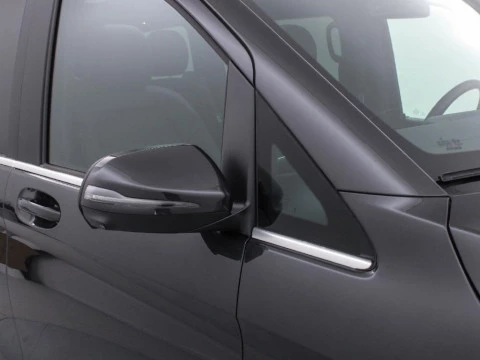 Mercedes-Benz Clase V V 300D AVANTGARDE LARGO 4M