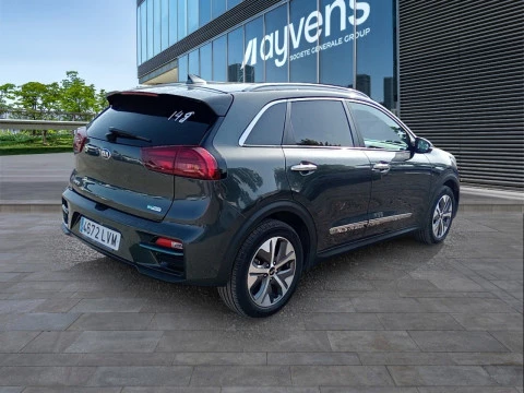 Kia e-Niro e-Niro 150kW Emotion (Long Range)