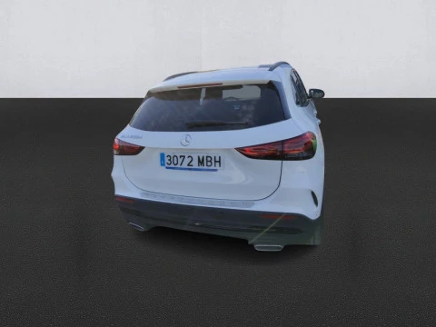 Mercedes-Benz GLA GLA 200 D