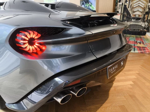 Aston Martin Vanquish Zagato Speedster
