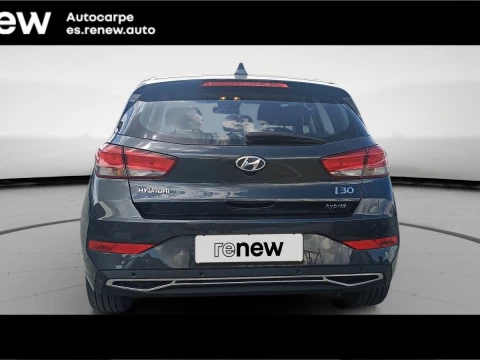 Hyundai i30   1.0 TGDI Essence 120