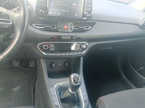 Hyundai i30   1.0 TGDI Essence 120