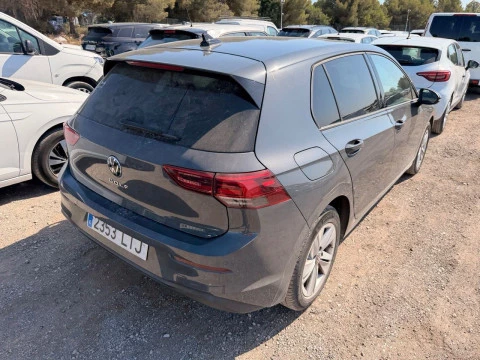Volkswagen Golf Life 1.0 TSI 81kW (110CV)