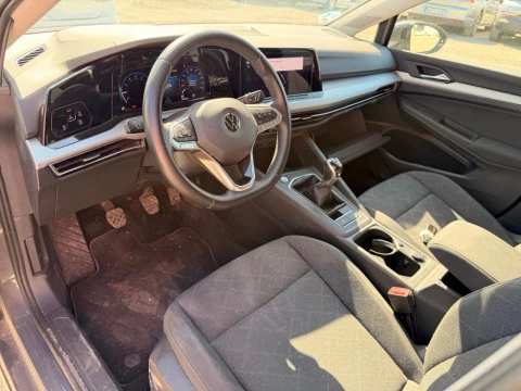 Volkswagen Golf Life 1.0 TSI 81kW (110CV)