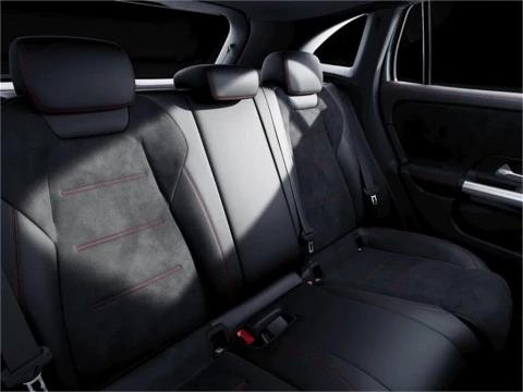 Mercedes-Benz GLA 200 D