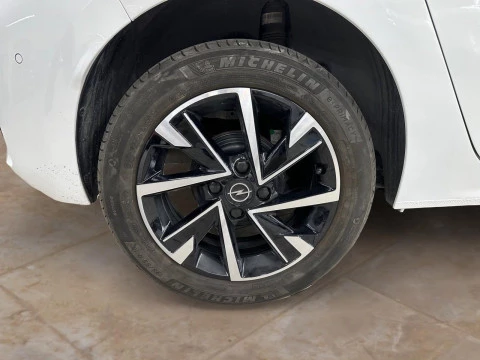 Opel Corsa 1.2T XHL Hybrid 81kW Edition eDCT