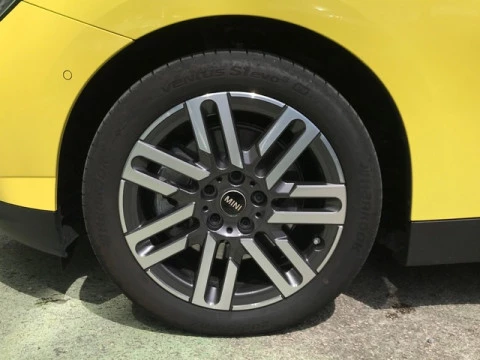 MINI Cooper  SE 160 kW (218 CV)