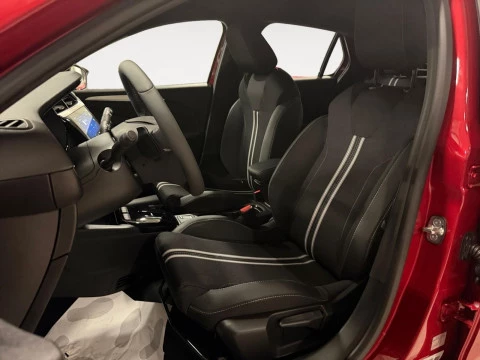 Opel Corsa 1.2T XHLHybrid 81kW GS eDCT