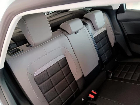 Citroën C4 1.2 HYBRID MHEV 145 EDCS6 BUSINESS EDIT 5P